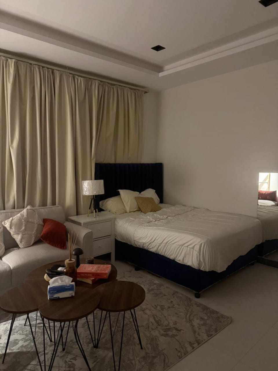 استديو مودرن انيق واسع Modern cozy studio Apartment in Riyadh