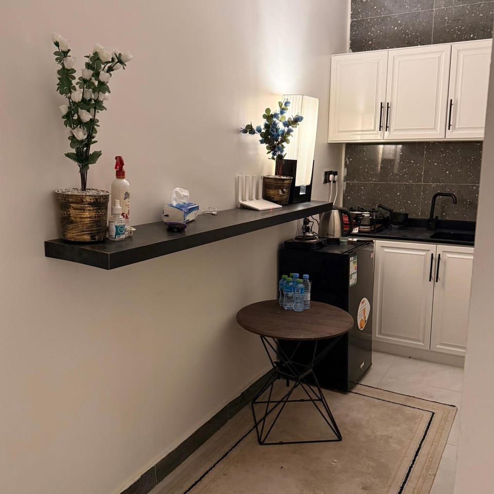 استديو مودرن انيق واسع Modern cozy studio Apartment in Riyadh