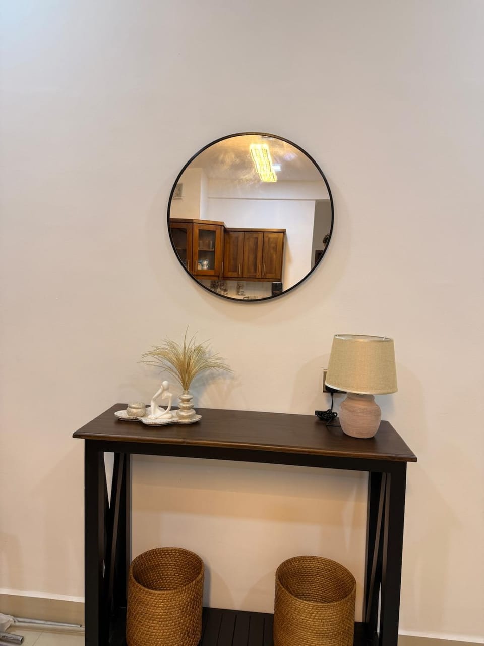 2BR luxury Apartment in Mount Lavinia - Benetia Stay Apartment in Dehiwala-Mount Lavinia