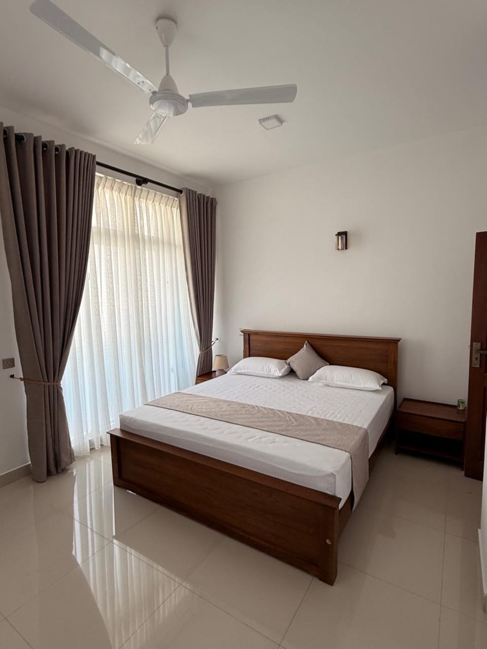 2BR luxury Apartment in Mount Lavinia - Benetia Stay Apartment in Dehiwala-Mount Lavinia
