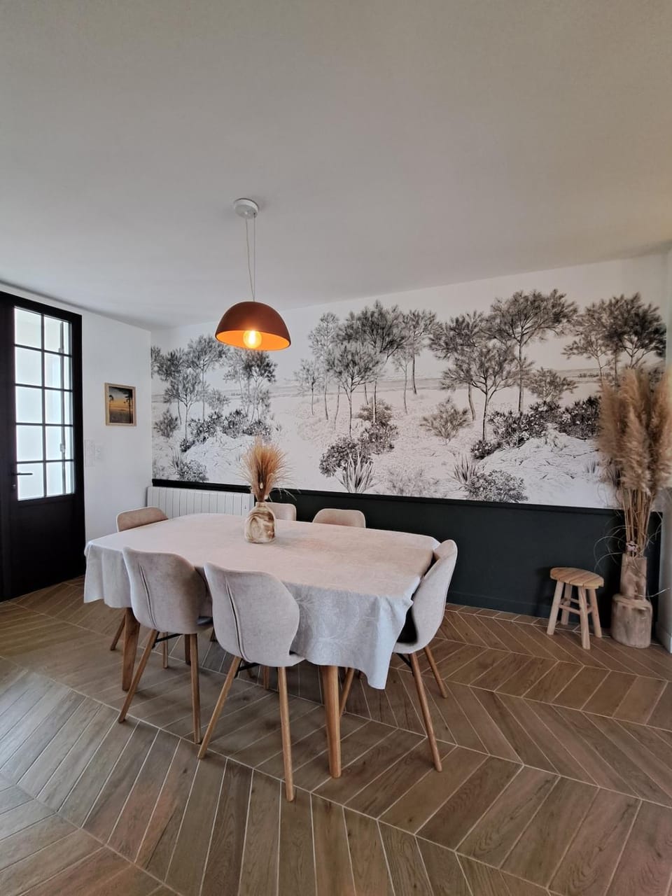 Property building, Dining area