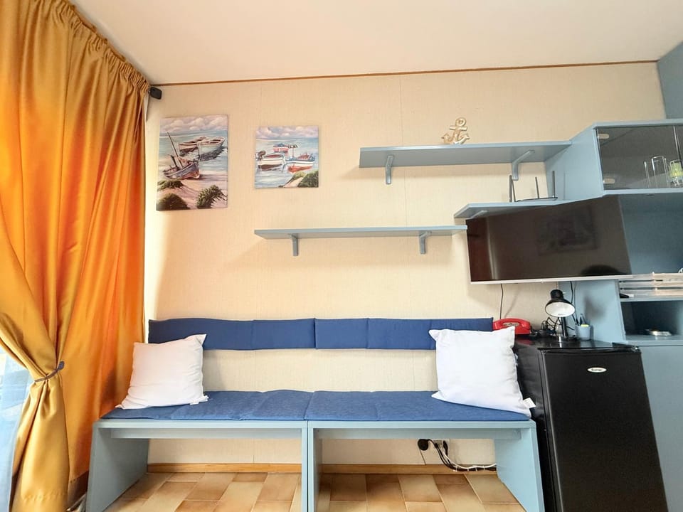 SE210 - Senigallia, grazioso monolocale vista mare Apartment in Senigallia