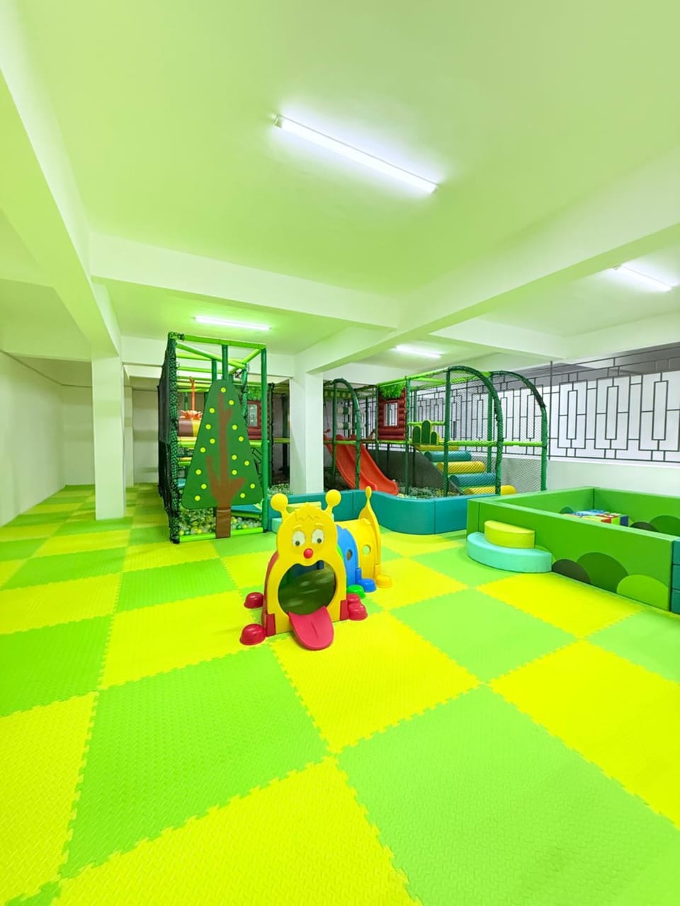 Children play ground, Kids's club