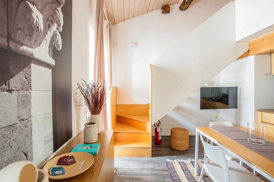 TV and multimedia, Kitchen or kitchenette, Living room, Dining area