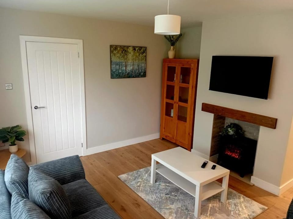 Martindale Close - 3 Bedrooms - Sleeps 5 Apartment in Copeland District