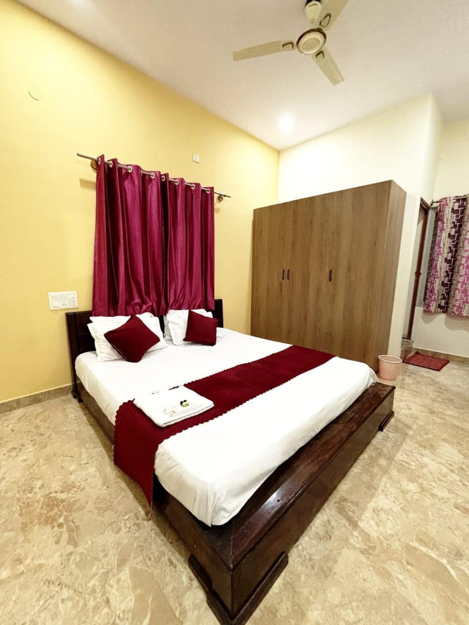 Pinkline service apartment by LUXE Apartment in Mysuru