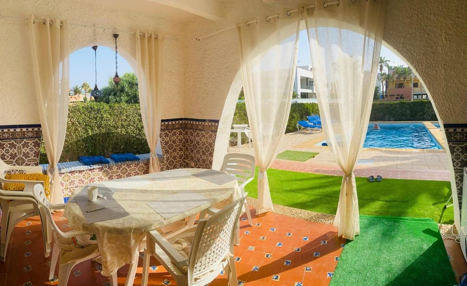 Balcony/Terrace, Pool view, Swimming pool