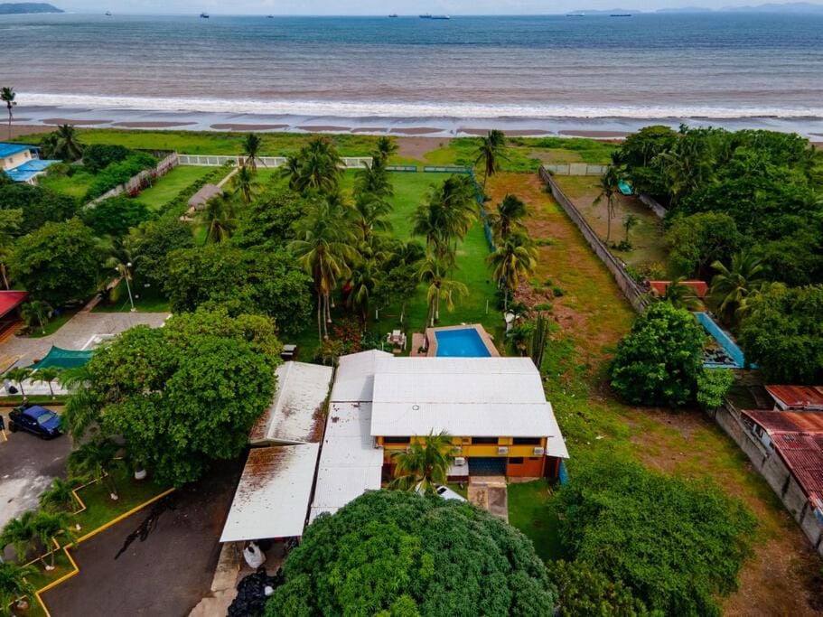 Casa Rector - Beach House Rental House in Alajuela Province