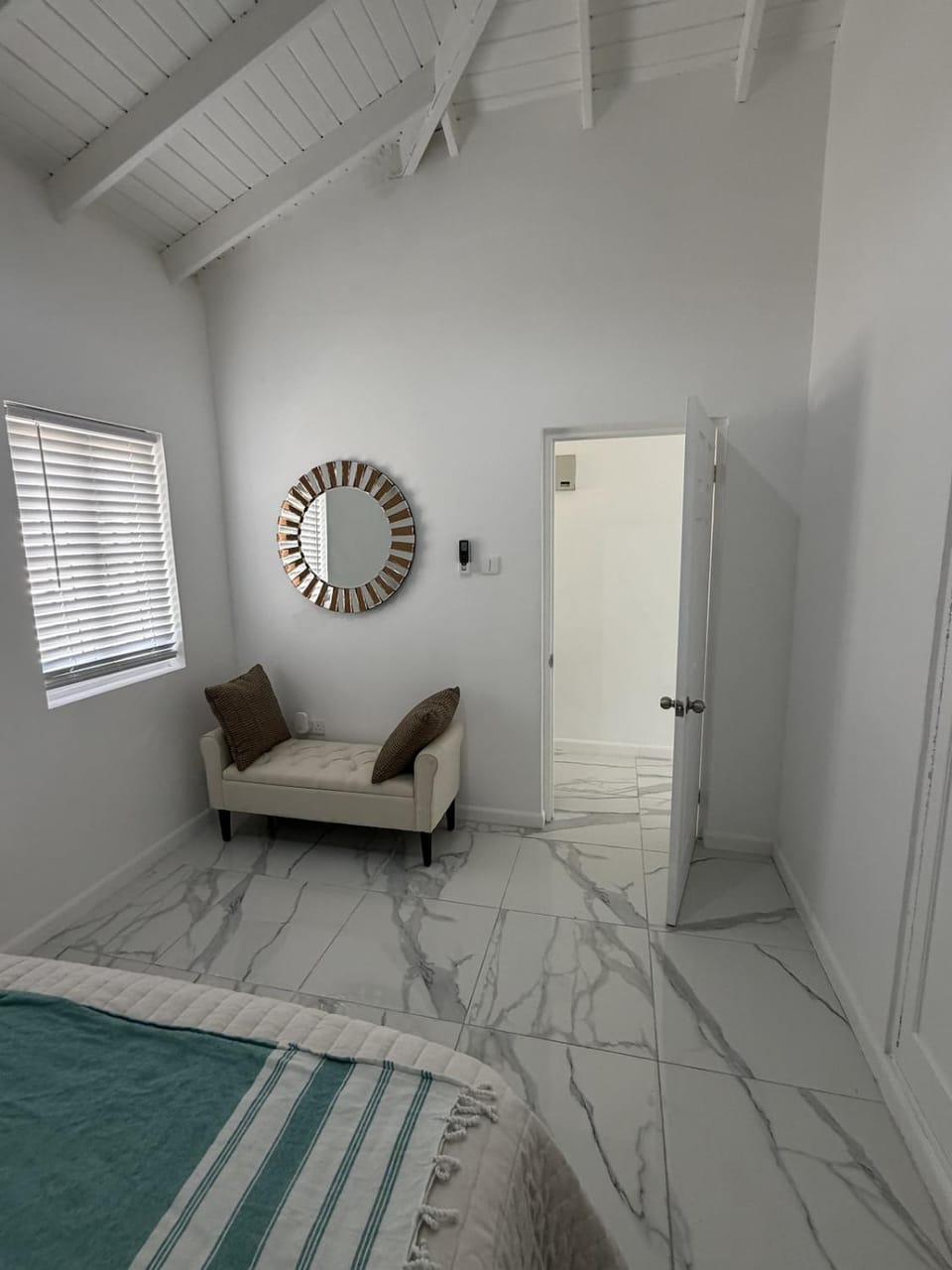 New Luxury Home CapEstate St Lucia Beach walk Apartment in Caribbean
