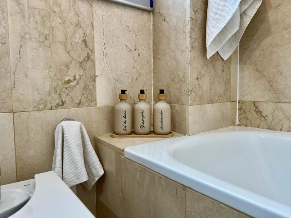 Bathroom, Bath