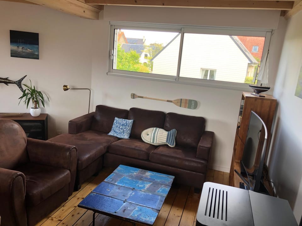 La flibustiere maison de pecheur calme et authentique House in Saint-Pair-sur-Mer