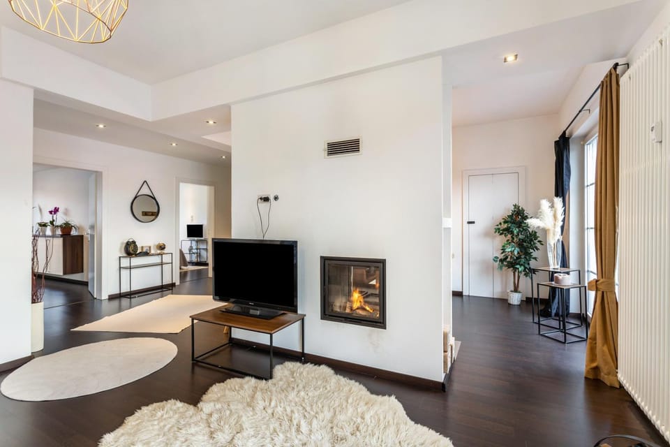 Property building, Living room