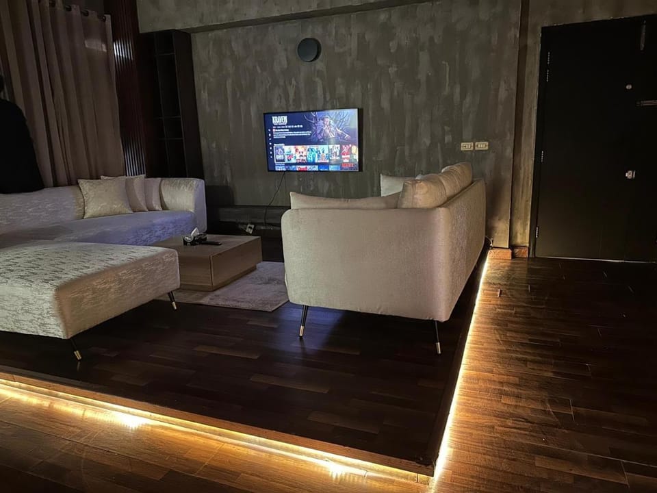 Best 2 Bed Apartment in Gulberg Apartment in Lahore
