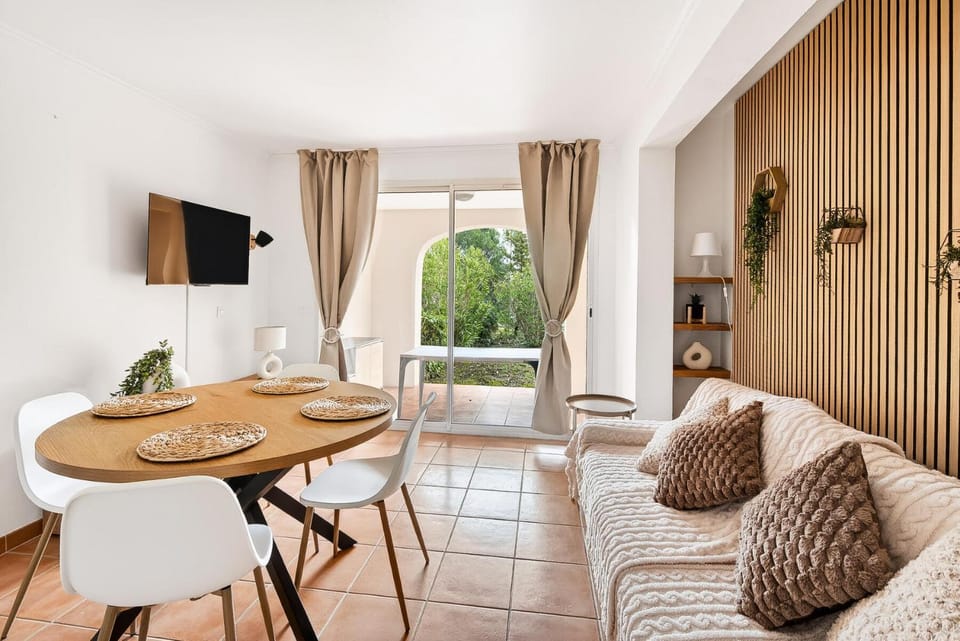 Village Pont Royal en Provence - maeva Home - Appartement climatisé en rez de jardin 4 pièces 6 personnes - Prestige - super Home MAE-0673 Apartment in Mallemort