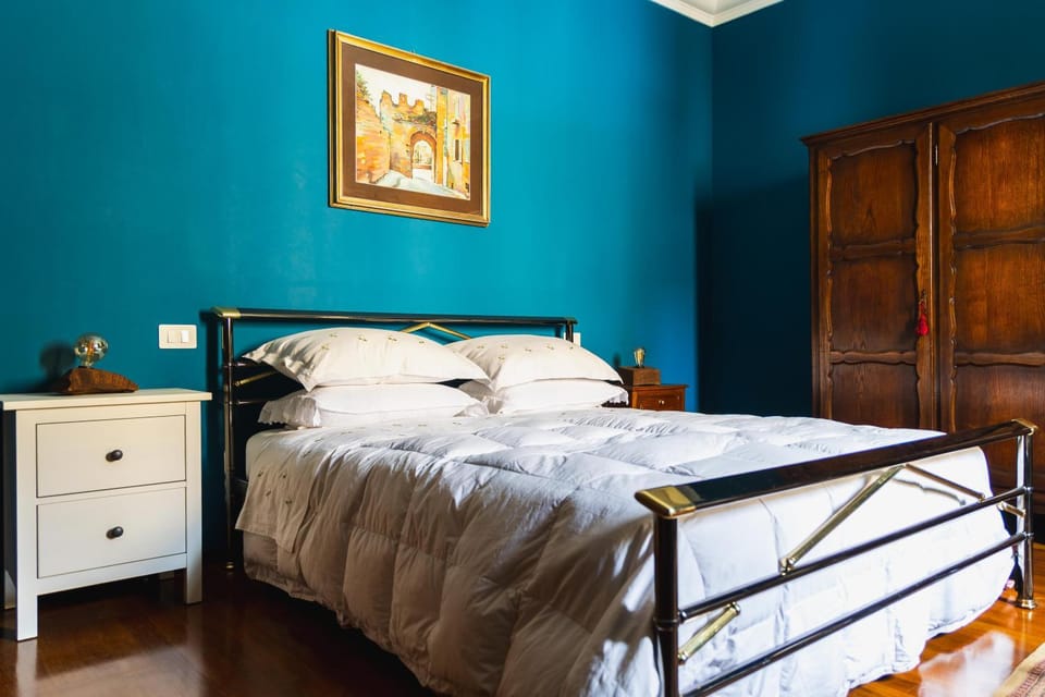 Bed, Photo of the whole room, Bedroom, wardrobe