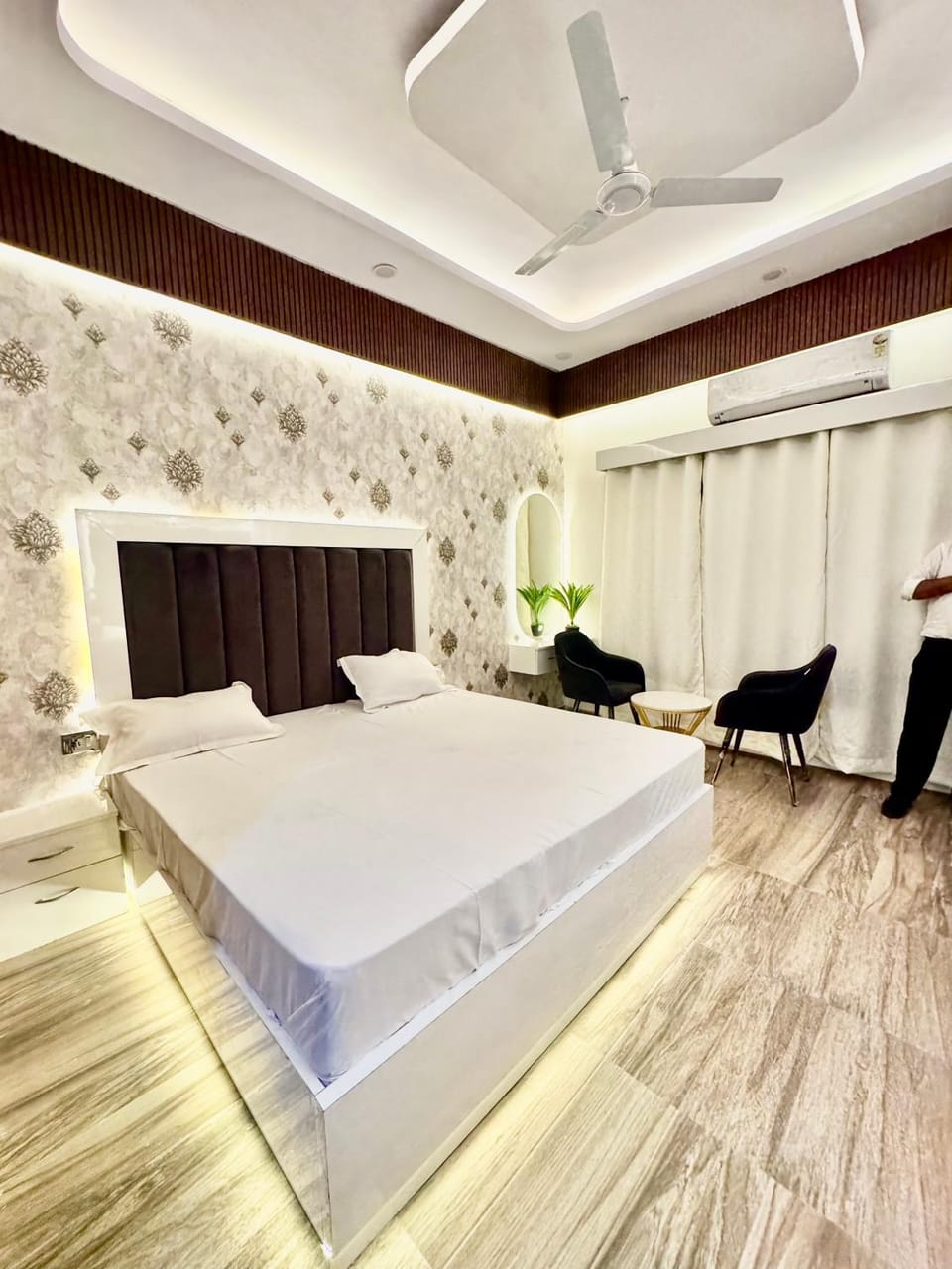 Lazy couch Apartment in Haryana