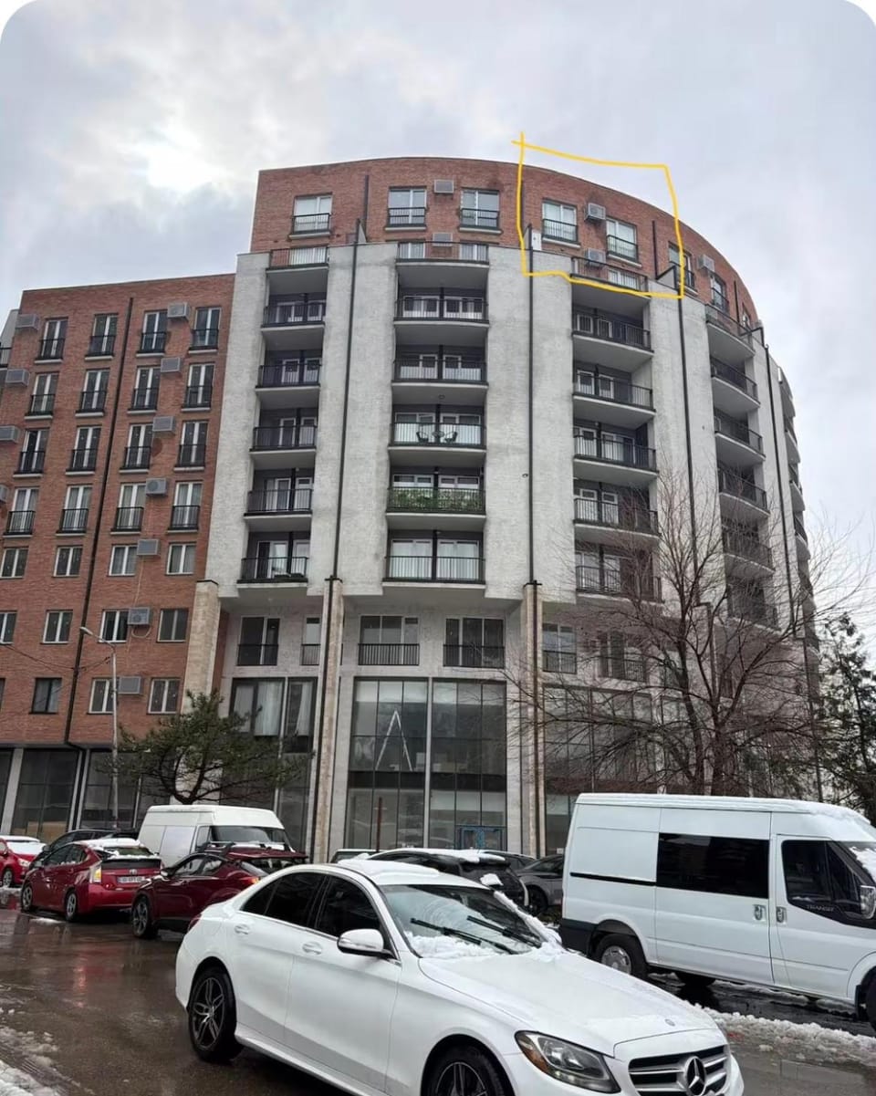 Spacious 4BR Home - Perfect for Families & Groups Apartment in Tbilisi, Georgia