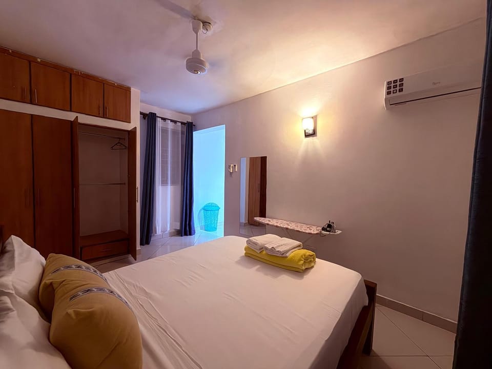 Nyali 1 BR with AC, Links Rd behind Quickmart Apartment in Mombasa