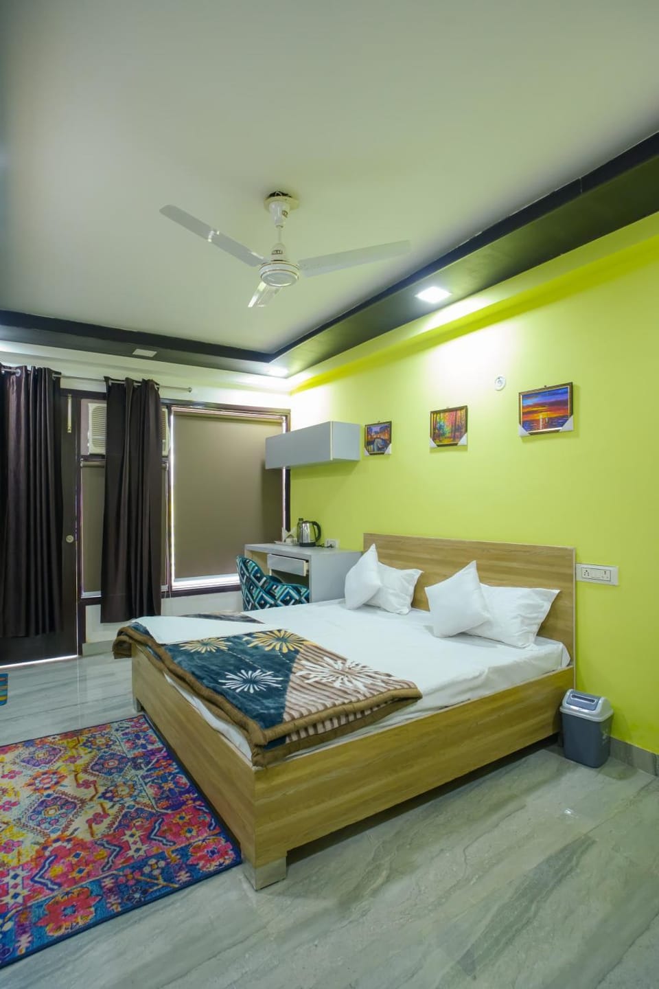 White House residency Hotel in Gurugram