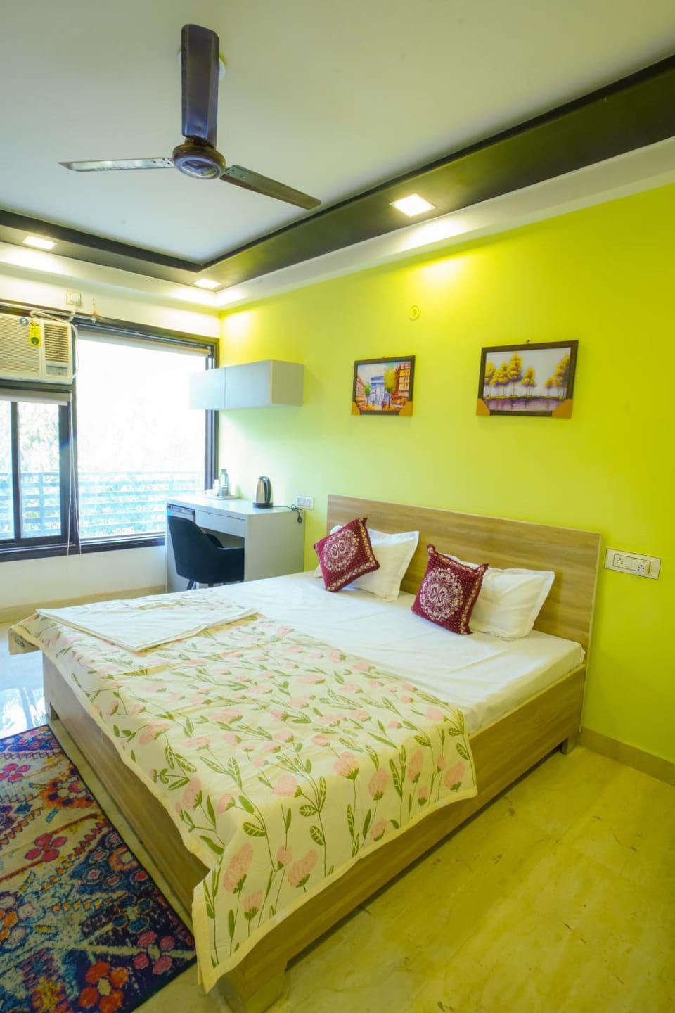 White House residency Hotel in Gurugram