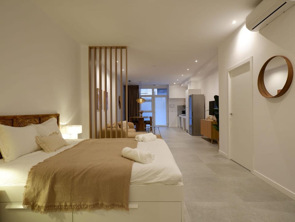 Milos cozy, family-friendly apartment in Patraix Apartment in Valencia