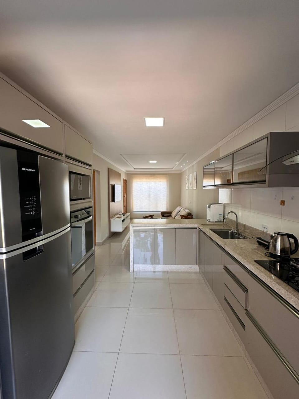 JOSI CAMARGO HOUSE - New house near tourist attractions- Argentina- Aeroporto- Cataratas Brasil-Parque das Aves - Helicóptero- Aquário -15 minutos do Paraguai - Villa in Foz do Iguaçu