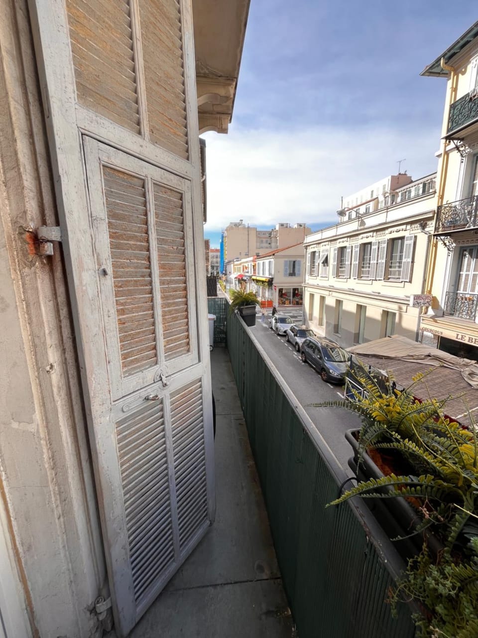 Neighbourhood
