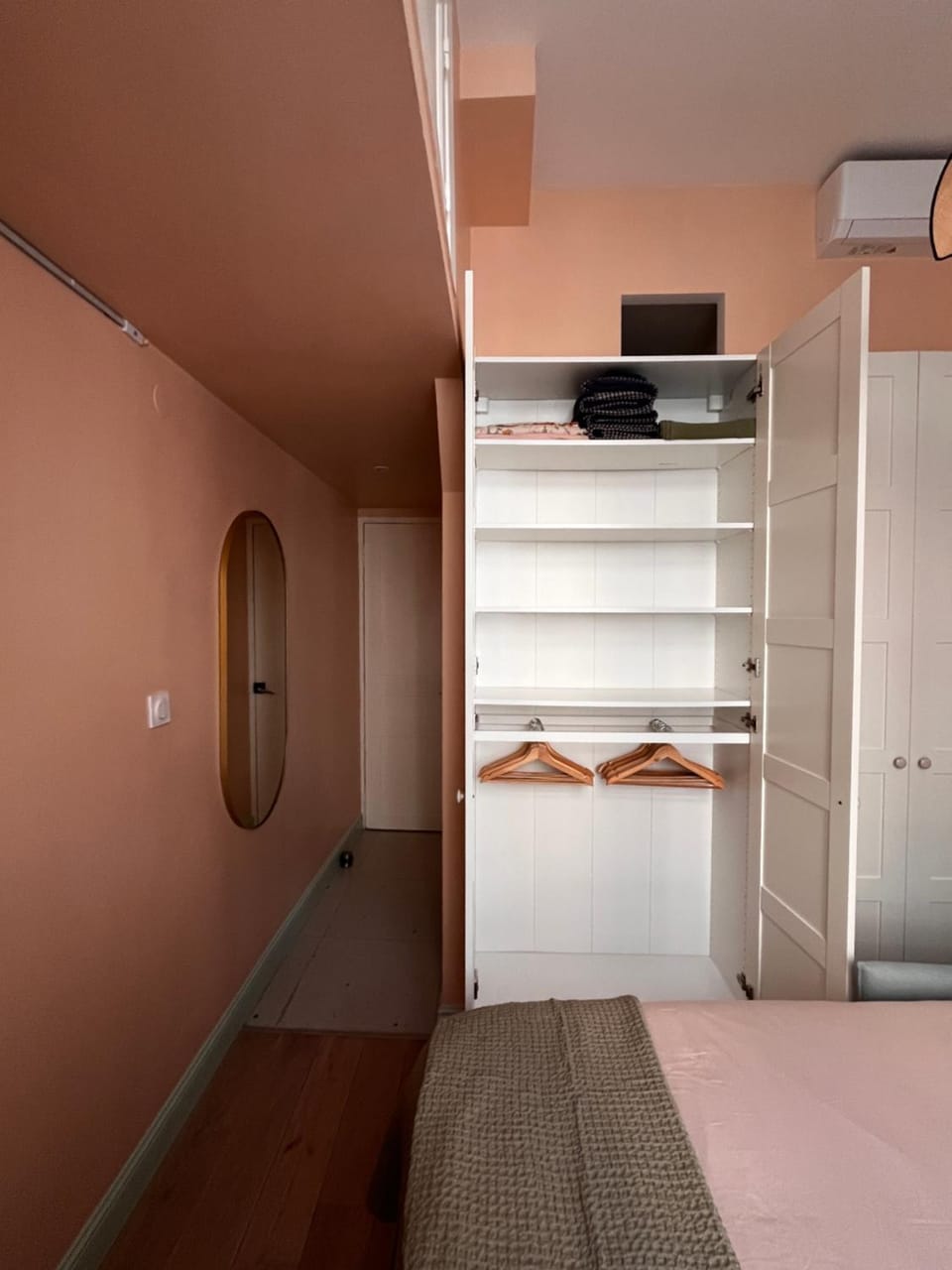 Chambre arty & colorée en plein cœur de Nice Vacation rental in Nice