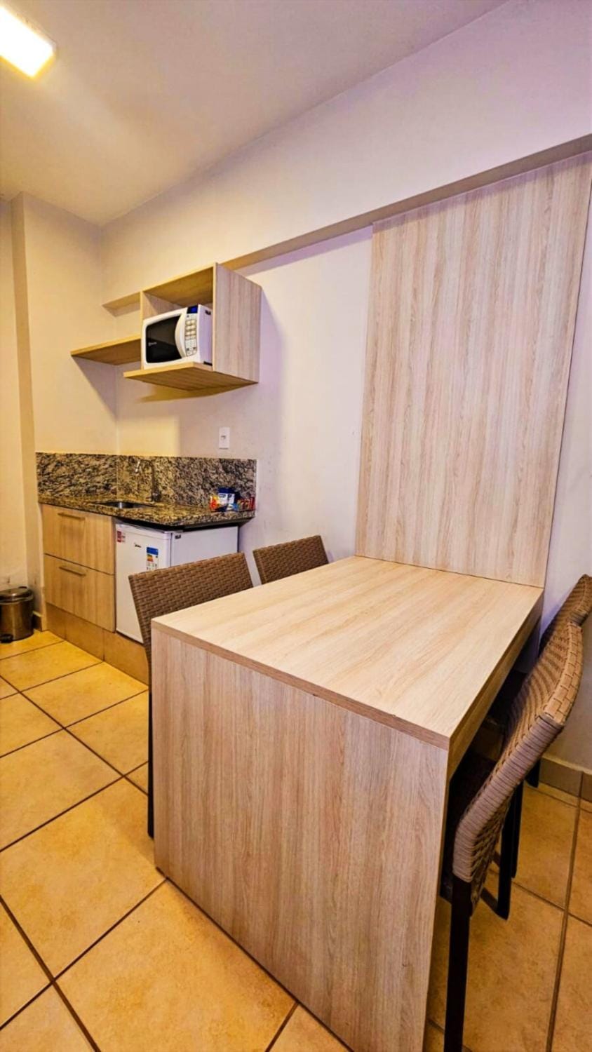 Dining area, microwave, minibar