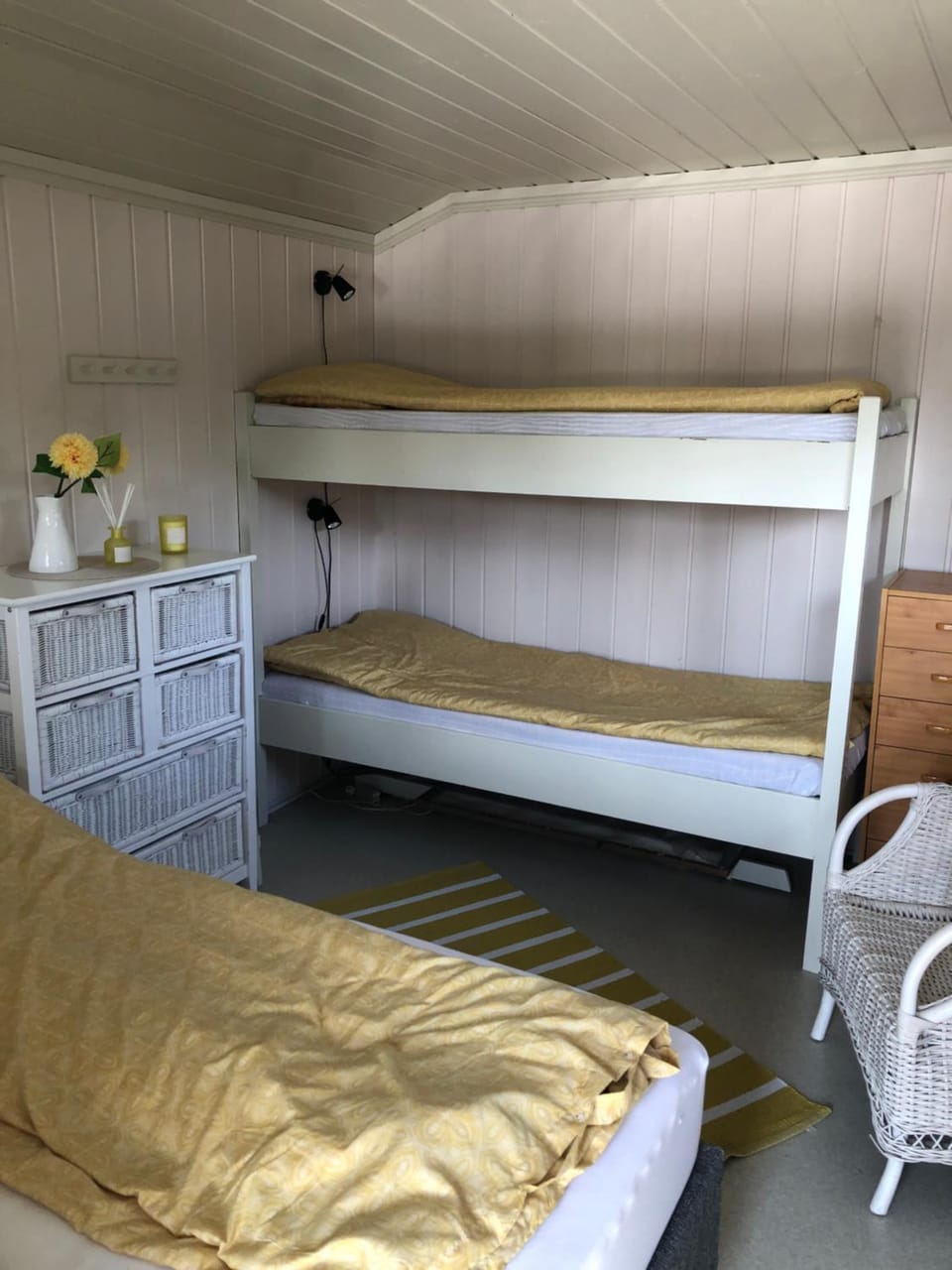 bunk bed