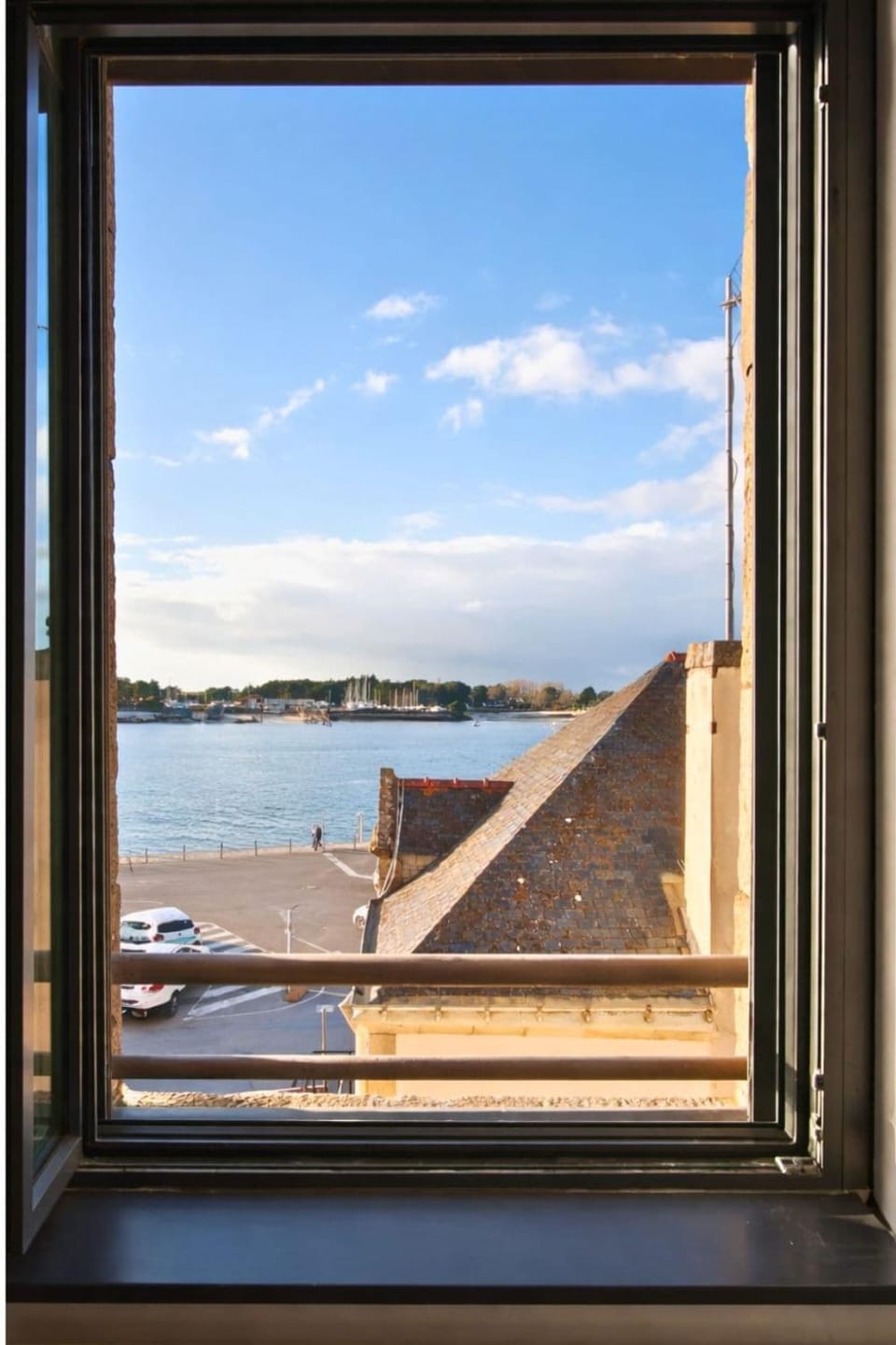 River view, Sea view