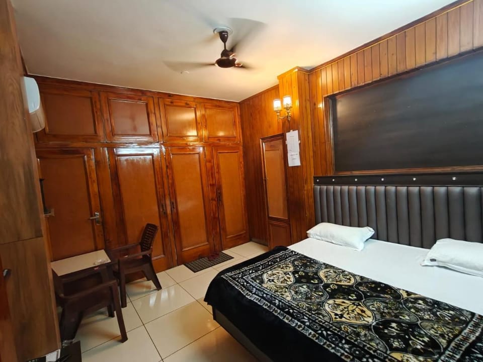 Bedi's lodge Hotel in Punjab