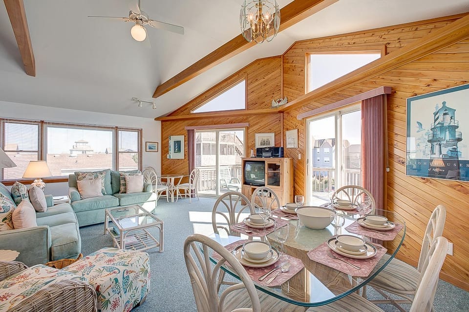 AV371 Ocean Haus 371 House in Avon