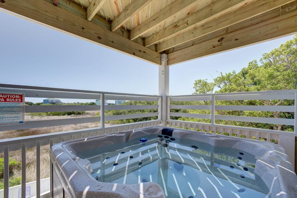 AV92 Easy 'n Breezy House in Avon