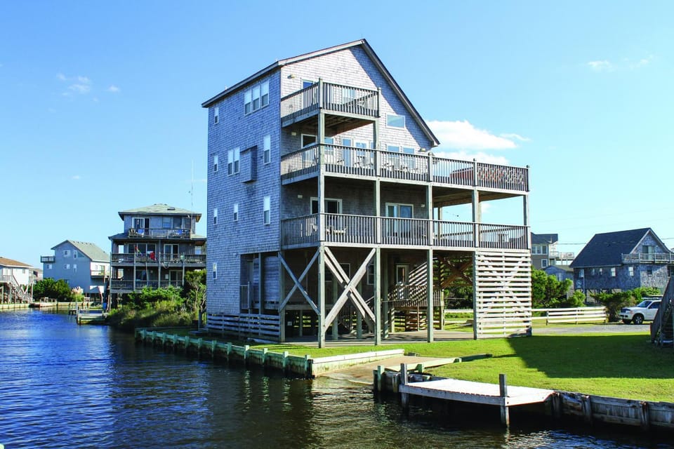AVHC205 Pamlico Sails #205HC House in Avon