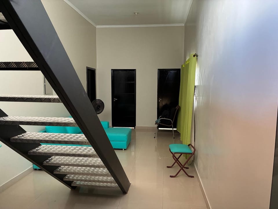 Quarto com TV 50 polegadas, frigobar, ar-condicionado e Wi Fi, sala e cozinha compartilhado Vacation rental in State of Mato Grosso, Brazil