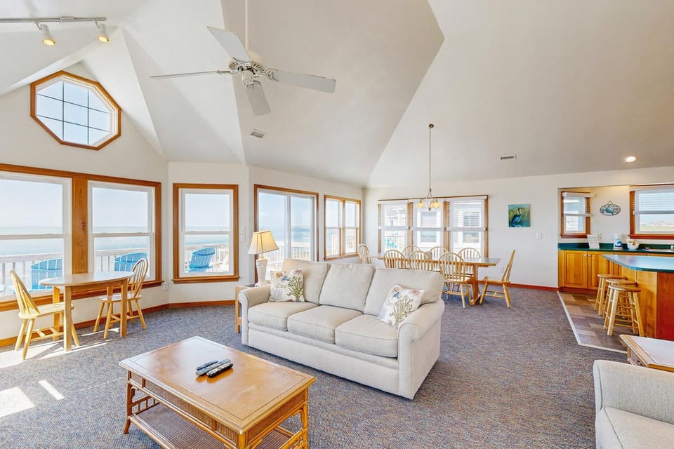 AVIC11 Island Star #11-I House in Avon