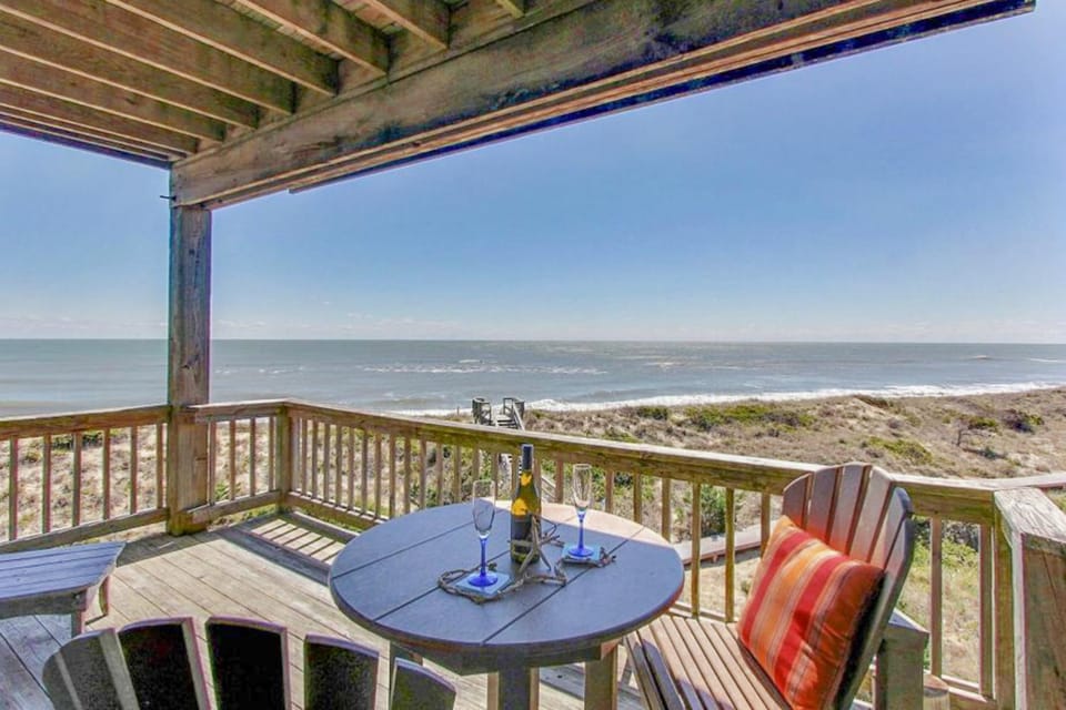 AVIK5 Beach Glass Terrace #5-IC House in Avon