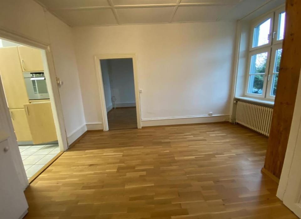 Möblierte Zimmer für temporäres Wohnen in gepflegtem Haus in Riehen grenznah Bed and Breakfast in Riehen