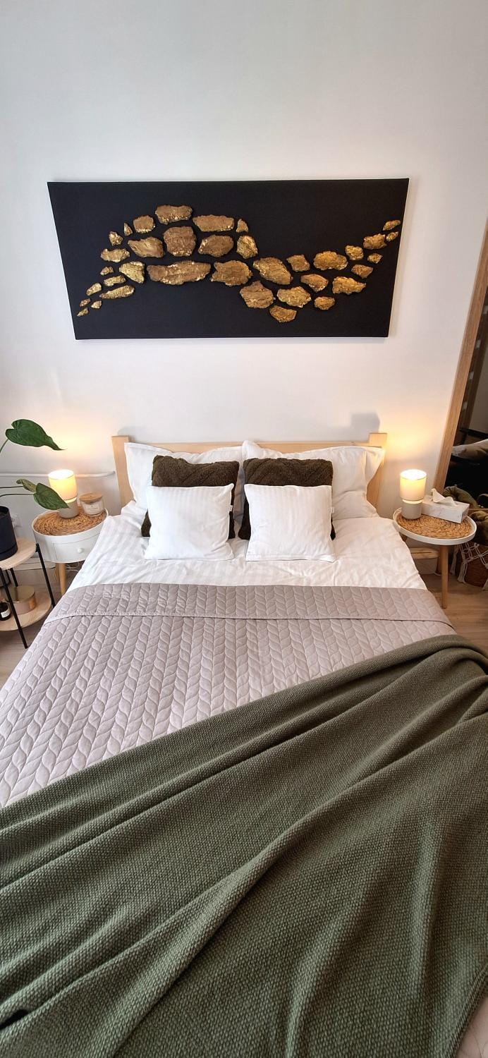 Bed, Bedroom