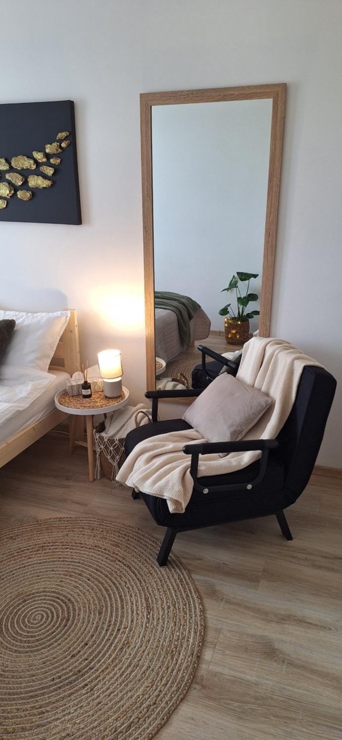 Bed, Bedroom