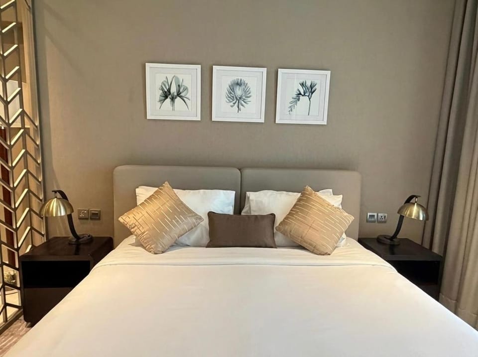 Studio with Pool & Canal Views - Near Dubai Mall - Downtown Apartment in Dubai