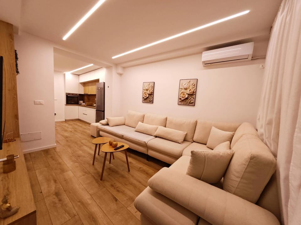TV and multimedia, Living room, air conditioner