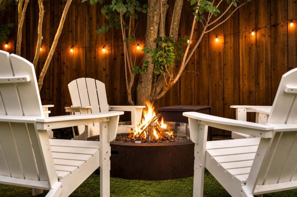 Elegant 5BR Pool House with Cinema Fire Pit and Games House in Keller
