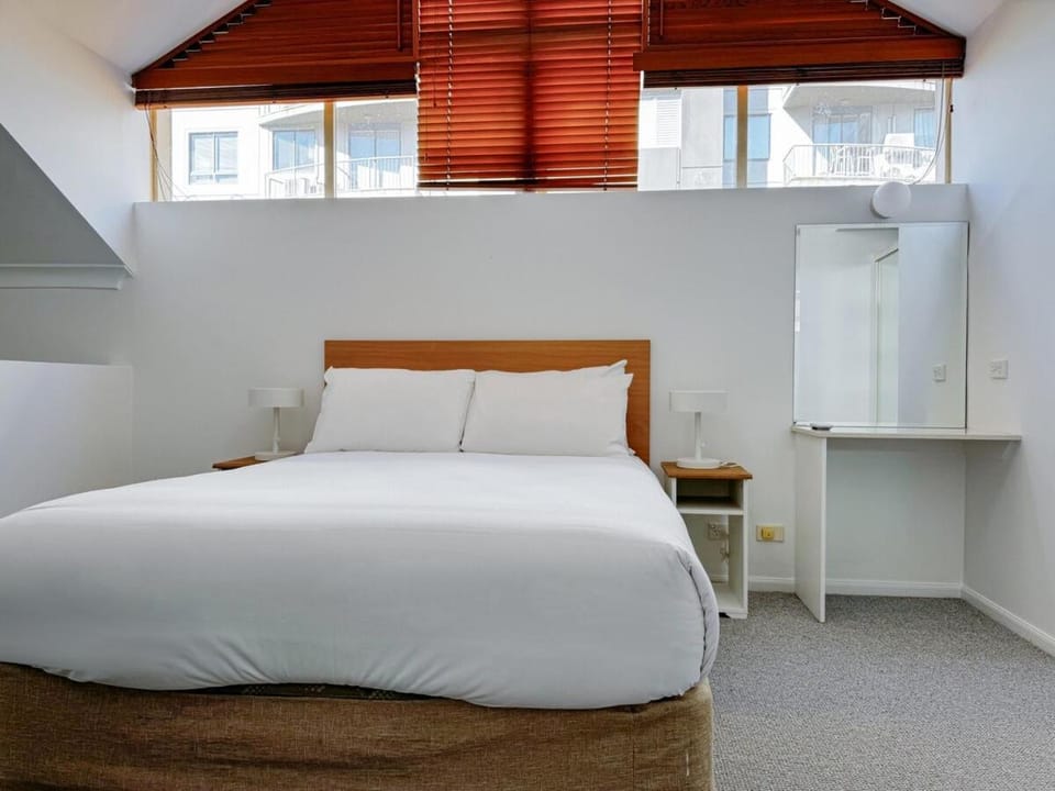 1BR Loft Kangaroo Point Sleeps 4 Adults Apartment in Kangaroo Point