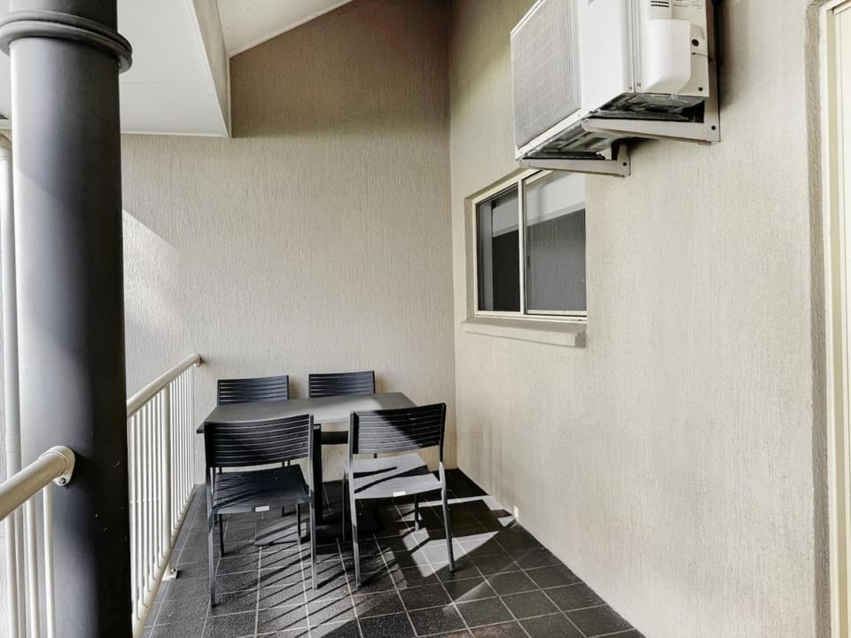 1BR Loft Kangaroo Point Sleeps 4 Adults Apartment in Kangaroo Point