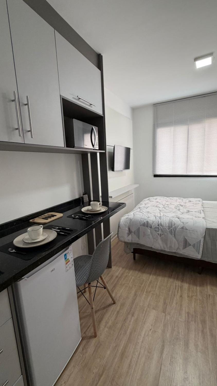 Studio com piscina aquecida,completo ,academia ,próximo ao shopping Palladium Apartment in Curitiba