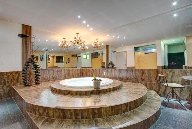 Mont Blanc Motel Love hotel in Goiania