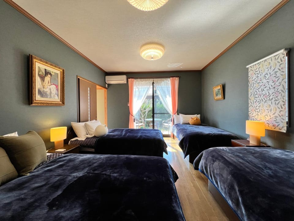Beachfront Irori Villa in Japan