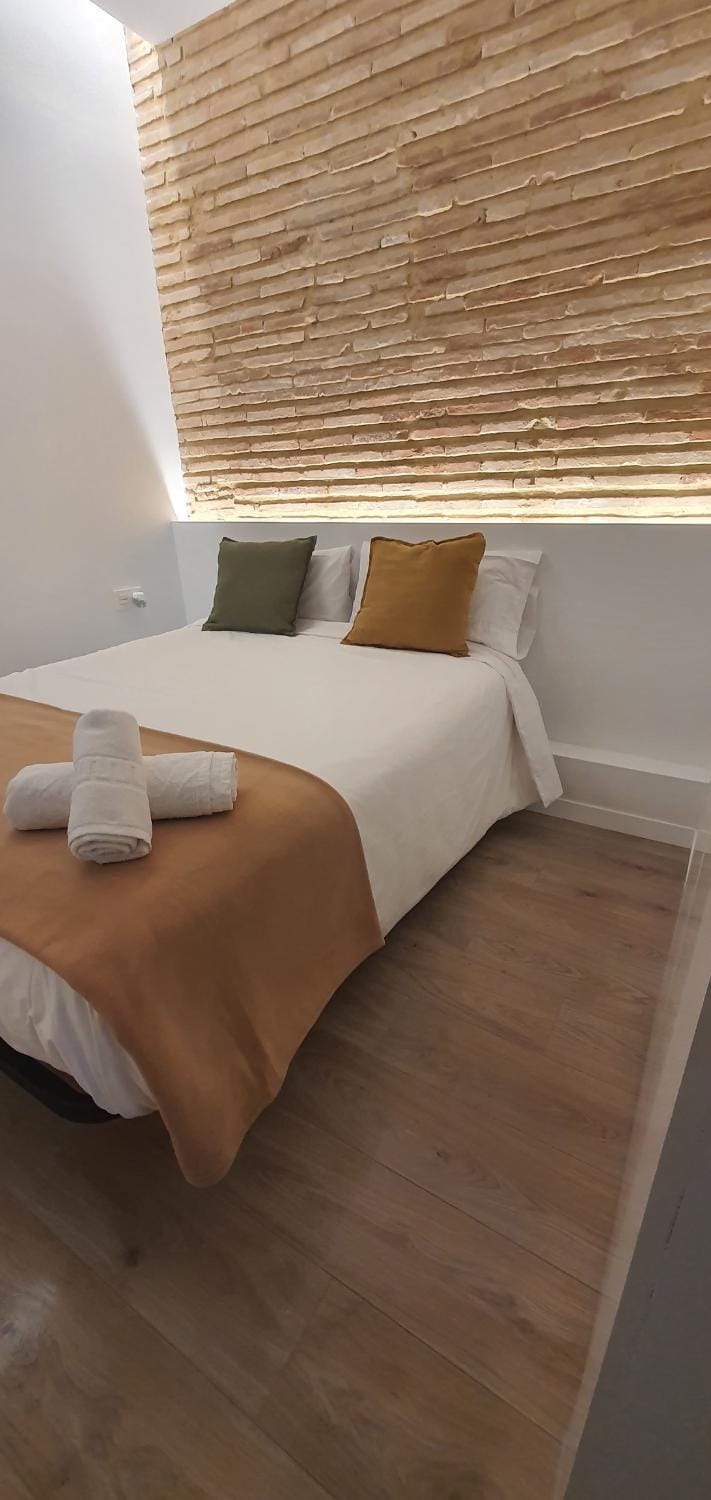 Habitaciones VIP en Vivienda Compartida Muy Céntricas Vacation rental in Valencia